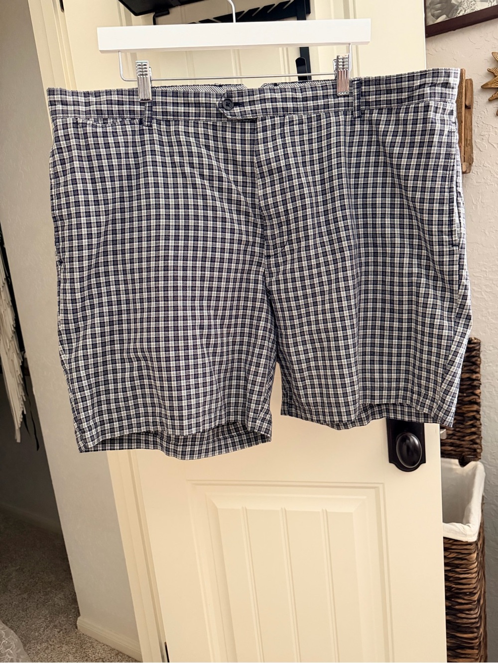 Daniel Cremieux Navy and White Plaid Flat-Front Men's Shorts